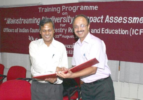 Training course on "Mainstreaming Biodiversity in Impact Assessment" for the officers of ICFRE (18th – 22nd August, 2008)